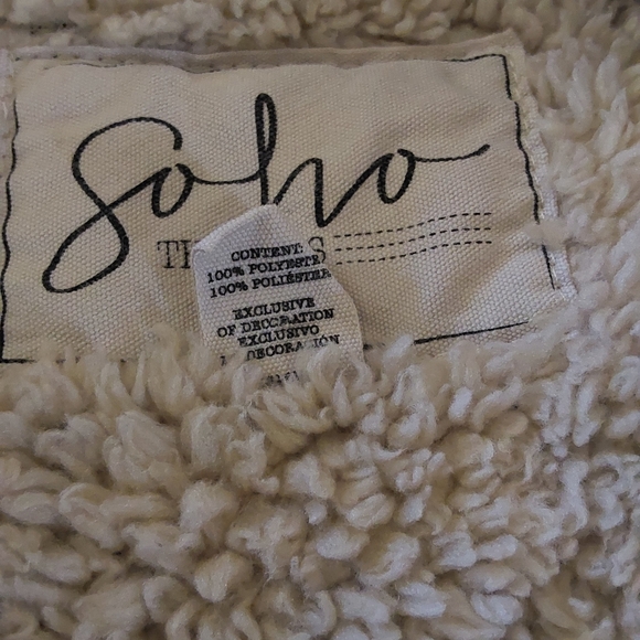 🌺 Unisex Soho Threads Red Plaid Sherpa-Lined Jacket - Picture 10 of 12